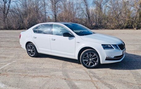 Skoda Octavia, 2020 год, 1 700 000 рублей, 2 фотография