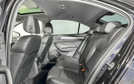 Skoda Superb III рестайлинг, 2024 год, 3 350 000 рублей, 10 фотография