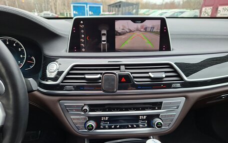 BMW 7 серия, 2018 год, 3 749 000 рублей, 9 фотография