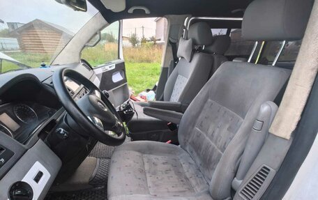 Volkswagen Transporter T5 рестайлинг, 2010 год, 1 550 000 рублей, 4 фотография