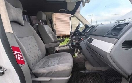 Volkswagen Transporter T5 рестайлинг, 2010 год, 1 550 000 рублей, 5 фотография