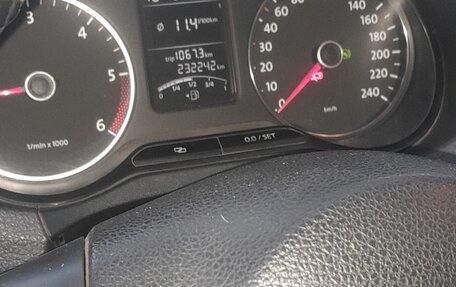 Volkswagen Amarok I рестайлинг, 2013 год, 1 795 000 рублей, 6 фотография