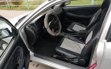 Mitsubishi Mirage VI рестайлинг, 2001 год, 150 000 рублей, 6 фотография