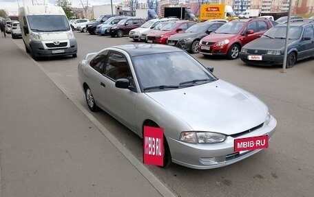 Mitsubishi Mirage VI рестайлинг, 2001 год, 150 000 рублей, 2 фотография