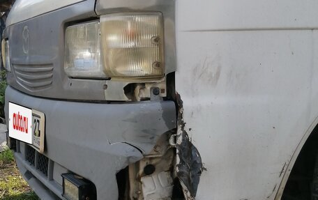 Mazda Bongo Friendee i рестайлинг, 2000 год, 330 000 рублей, 6 фотография