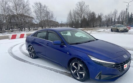 Hyundai Elantra, 2020 год, 2 350 000 рублей, 6 фотография