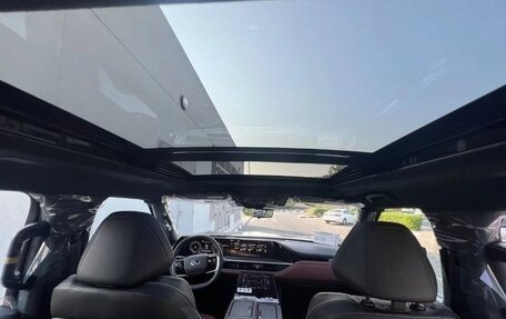 Infiniti QX80, 2025 год, 20 990 000 рублей, 21 фотография