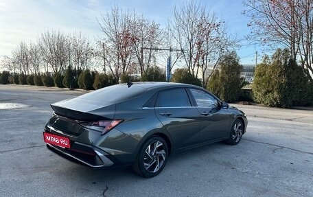 Hyundai Elantra, 2024 год, 2 395 000 рублей, 2 фотография