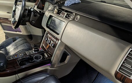 Land Rover Range Rover IV рестайлинг, 2017 год, 4 500 000 рублей, 13 фотография