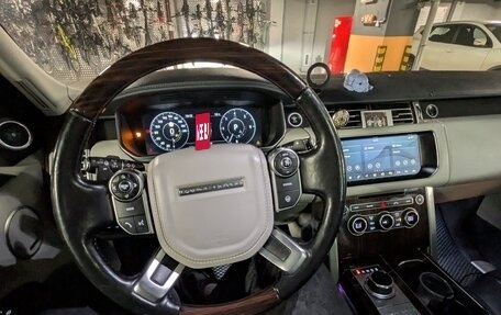 Land Rover Range Rover IV рестайлинг, 2017 год, 4 500 000 рублей, 8 фотография