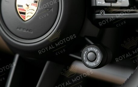 Porsche Cayenne III, 2025 год, 18 800 000 рублей, 16 фотография