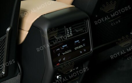 Porsche Cayenne III, 2025 год, 18 800 000 рублей, 22 фотография