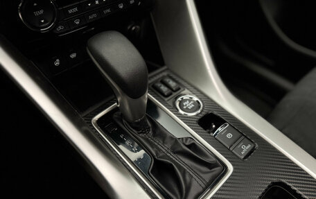 Mitsubishi Eclipse Cross, 2021 год, 2 500 000 рублей, 17 фотография