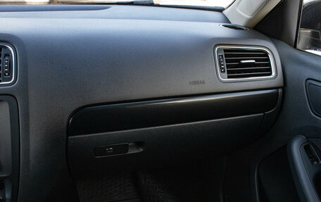 Volkswagen Jetta VI, 2012 год, 999 000 рублей, 8 фотография