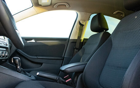 Volkswagen Jetta VI, 2012 год, 999 000 рублей, 9 фотография