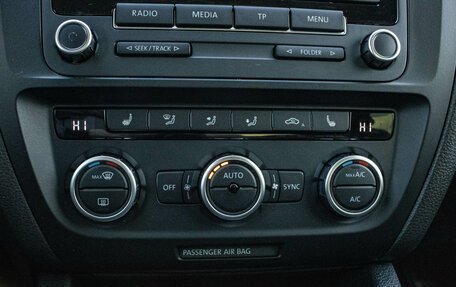 Volkswagen Jetta VI, 2012 год, 999 000 рублей, 20 фотография