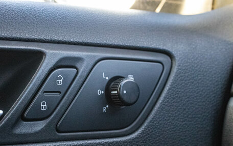 Volkswagen Jetta VI, 2012 год, 999 000 рублей, 14 фотография