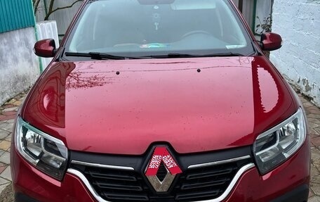 Renault Sandero II рестайлинг, 2021 год, 1 250 000 рублей, 1 фотография