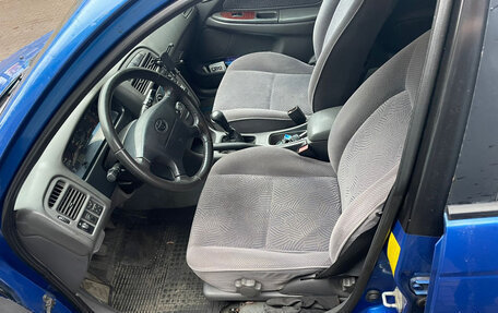 Toyota Avensis III рестайлинг, 1998 год, 450 000 рублей, 9 фотография