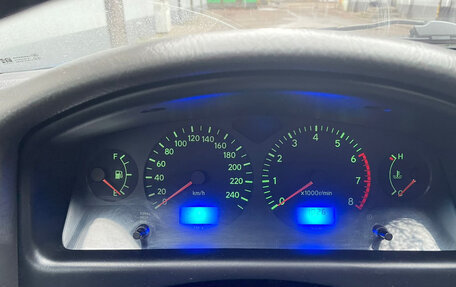 Toyota Avensis III рестайлинг, 1998 год, 450 000 рублей, 17 фотография