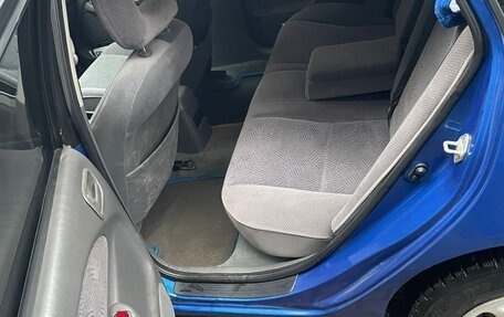 Toyota Avensis III рестайлинг, 1998 год, 450 000 рублей, 14 фотография