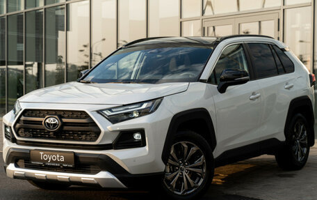 Toyota RAV4, 2025 год, 4 690 000 рублей, 1 фотография