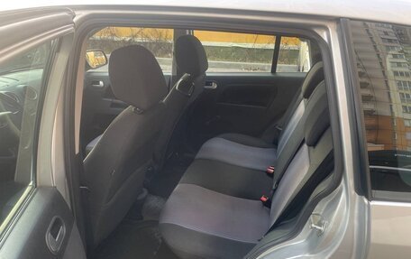 Ford Fusion I, 2011 год, 700 000 рублей, 8 фотография