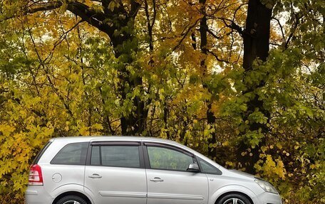 Opel Zafira B, 2009 год, 550 000 рублей, 4 фотография