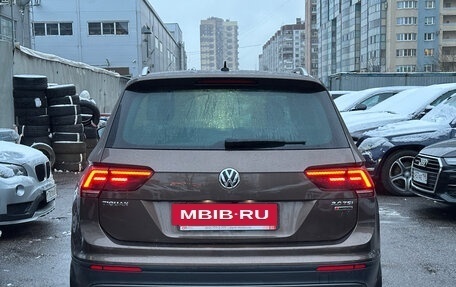 Volkswagen Tiguan II, 2018 год, 2 699 000 рублей, 5 фотография
