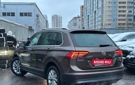 Volkswagen Tiguan II, 2018 год, 2 699 000 рублей, 4 фотография
