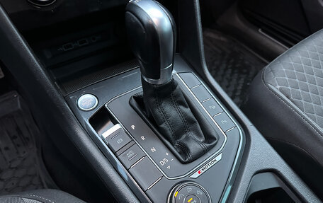 Volkswagen Tiguan II, 2018 год, 2 699 000 рублей, 16 фотография