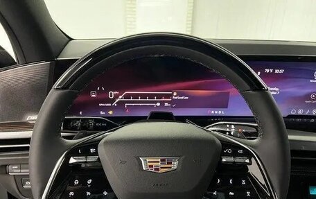 Cadillac Escalade V, 2025 год, 20 700 000 рублей, 15 фотография