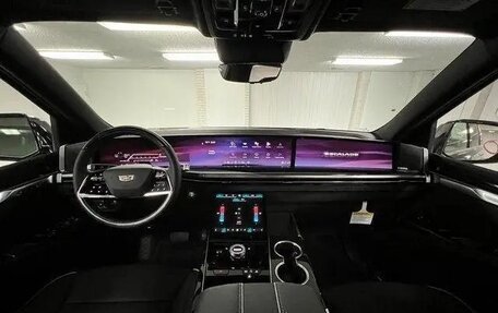 Cadillac Escalade V, 2025 год, 20 700 000 рублей, 17 фотография