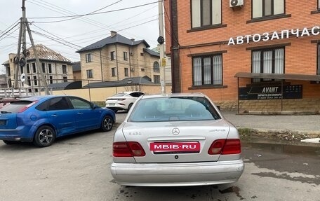 Mercedes-Benz E-Класс, 1998 год, 335 000 рублей, 6 фотография