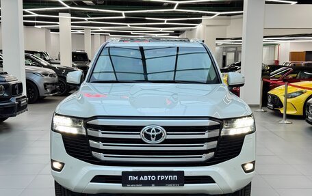 Toyota Land Cruiser, 2022 год, 10 890 000 рублей, 2 фотография