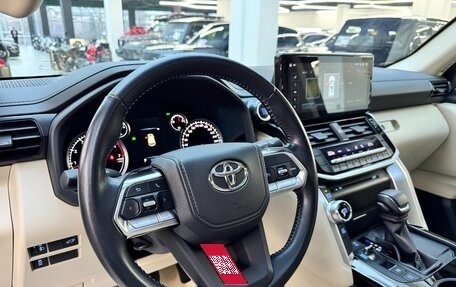 Toyota Land Cruiser, 2022 год, 10 890 000 рублей, 18 фотография