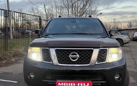 Nissan Pathfinder, 2013 год, 1 800 000 рублей, 10 фотография