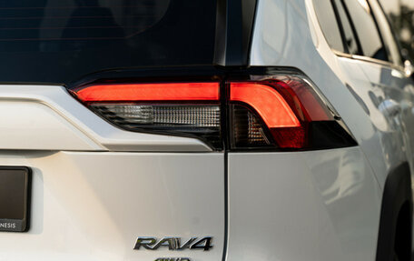 Toyota RAV4, 2025 год, 4 690 000 рублей, 11 фотография