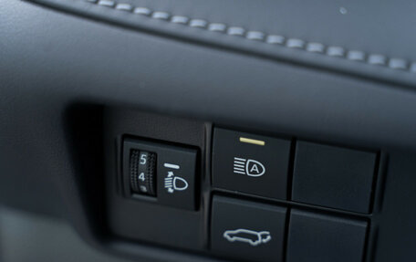 Toyota Highlander, 2025 год, 6 190 000 рублей, 21 фотография