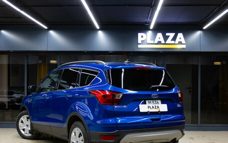 Ford Escape III, 2018 год, 1 359 000 рублей, 3 фотография