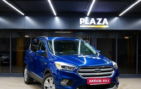 Ford Escape III, 2018 год, 1 359 000 рублей, 2 фотография