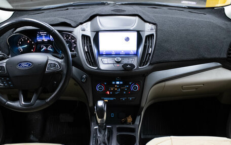 Ford Escape III, 2018 год, 1 359 000 рублей, 10 фотография