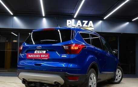 Ford Escape III, 2018 год, 1 359 000 рублей, 6 фотография