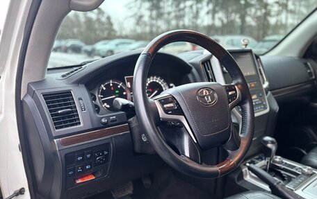 Toyota Land Cruiser 200, 2015 год, 4 260 000 рублей, 12 фотография