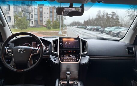 Toyota Land Cruiser 200, 2015 год, 4 260 000 рублей, 9 фотография