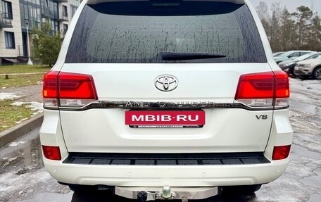 Toyota Land Cruiser 200, 2015 год, 4 260 000 рублей, 6 фотография