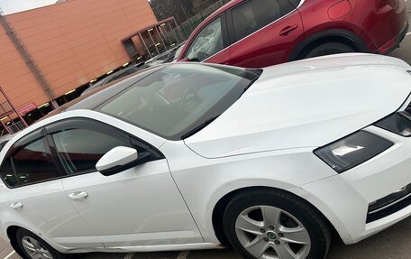 Skoda Octavia, 2017 год, 1 300 000 рублей, 3 фотография