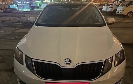 Skoda Octavia, 2017 год, 1 300 000 рублей, 2 фотография