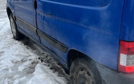 Peugeot Partner II рестайлинг 2, 2010 год, 350 000 рублей, 4 фотография