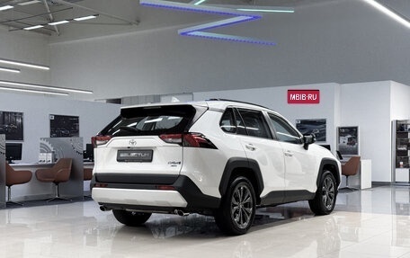 Toyota RAV4, 2025 год, 4 150 000 рублей, 9 фотография